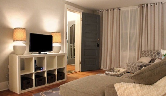 Fremont vintage 2bed apt-pets private back yard in Seattle
