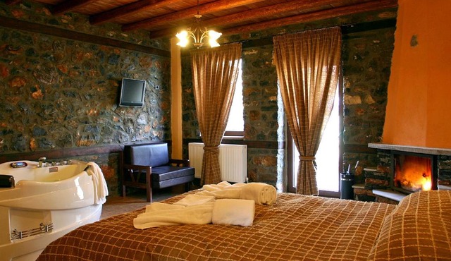 Guesthouse Toitos in Palaios Agios Athanasios