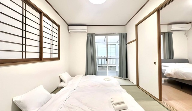 High - quality detached house with a balcony and a bathtub. Fully furnished. in Saitama