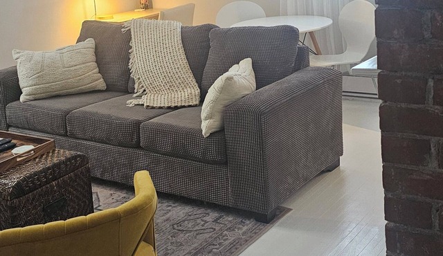 Home Away from Home – Near Trails, Restaurants, Craft Beer & Downtown! in Fredericton