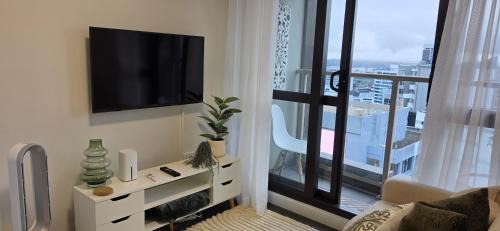 Immaculate 2BDR Central City Chic Apartment in Auckland