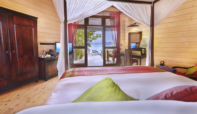 Komandoo Maldives Island Resort