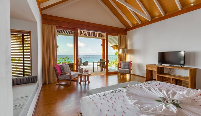 Kudafushi Resort and Spa