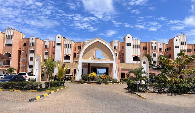 La Mera 2Bdr Beachfront Apartment, Shanzu in Mombasa