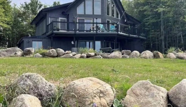 Lakeside Baddeck in Baddeck