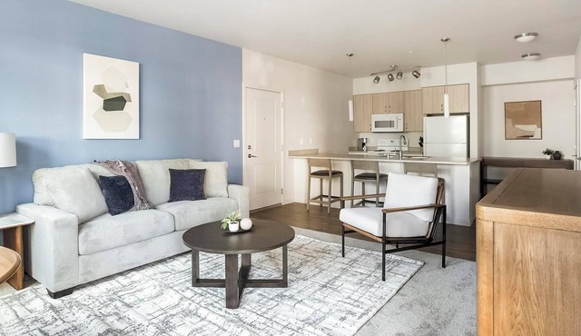 Landing | Modern 1BD, Clubhouse, Pool in Marysville