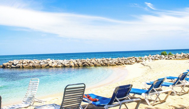 Lazy Dayz at Point Village Resort in Negril