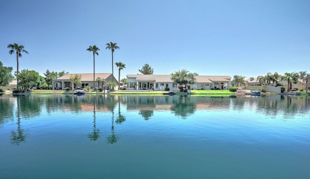 Luxurious Waterfront with a Heated Pool in Chandler
