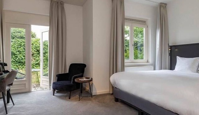 Luxury Double Room with Balcony or Terrace in Baarlo