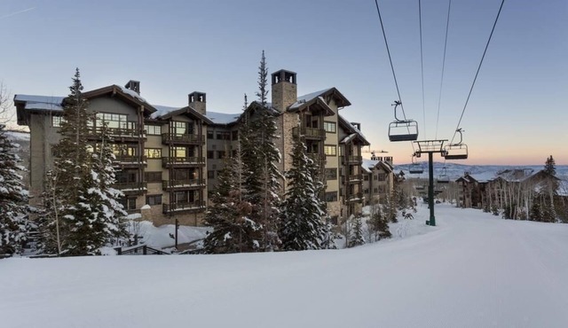 Luxury Ski-in/Ski-out Arrowleaf at Empire Pass Sleep 6 in Park City