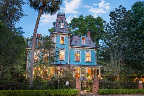 Magnolia Plantation & Cottages in Gainesville