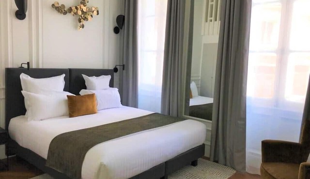Maison Labruyère - Family Aviau in Bordeaux