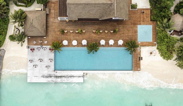Mercure Maldives Kooddoo - Adults-Only Escape in Maamendhoo
