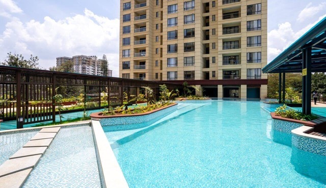 Modern Apartment with Pool,Gym in Nairobi{kilimani} few mins to CBD/Yaya centre in Nairobi