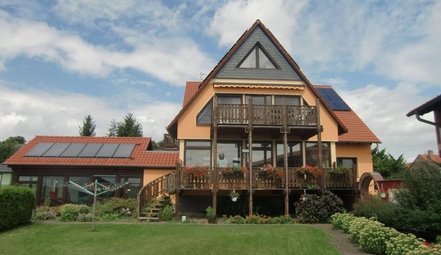 Nette Wohnung mit Garten, Grill und Pool by Interhome in Beetzsee