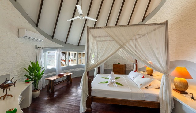 Nika Island Resort & Spa