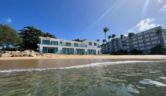 Oceanfront Apartment with Balcony on Corcega Beach in Aguada