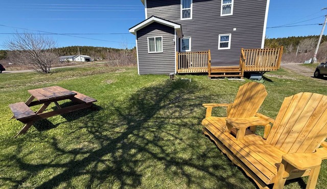 Oceanview Charming 3-bedroom cottage with WiFi in delightful Back Bay in Back Bay