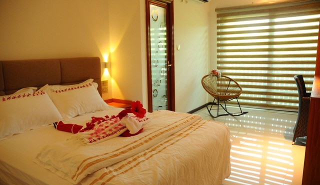 Palm Rest