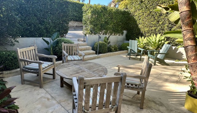 Relax in the heart of Montecito in Montecito