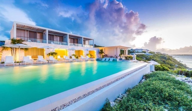 Sleek Oceanfront Suite Offering Boutique Vibes & Relaxed Luxury in Cooper Jack Bay Settlement