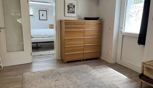 Spacious and quiet 1-bedroom place in Munich. Fully equipped sleeps 7 guests! in Munich