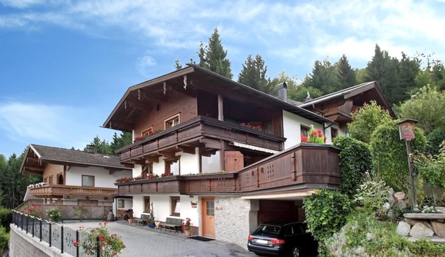 Spacious apartment with a magnificent view in Gerlosberg
