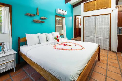 Sundiver Beach Resort in San Pedro