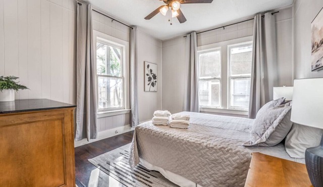 The Clearview Hideaway – Cozy & Clean in Memphis