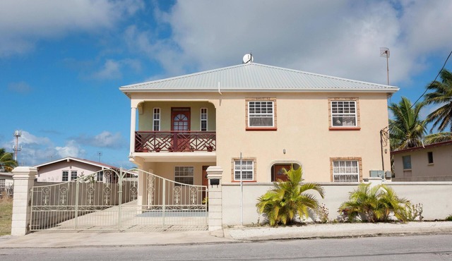 Trinity Breeze Apartments in Christ Church