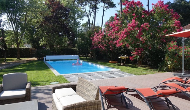 Villa 600 m from the beach, heated swimming pool 9x4, classified 3*. in Labenne