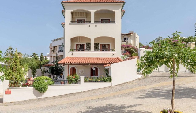 Villa in Rethymno with Pool & Jacuzzi in Rethymno