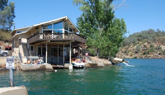 WATERSLIDE HOUSE: 2023 Dates Going Fast in Copperopolis