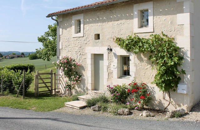Holiday Hamlet Heated Pools Golf Tennis Creche Mins Beach 
