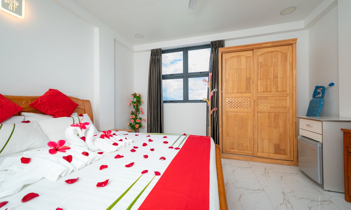 Hulhumale House | White Beach Holiday