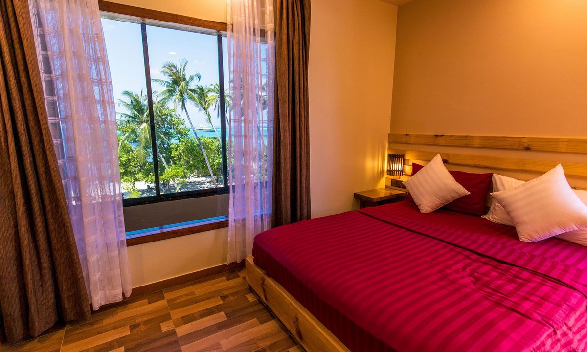 Dhangethi House | Endheri Sunset