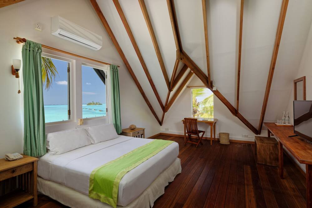 Mahaanaelhihuraa Island Hotel | Rihiveli Maldives Resort