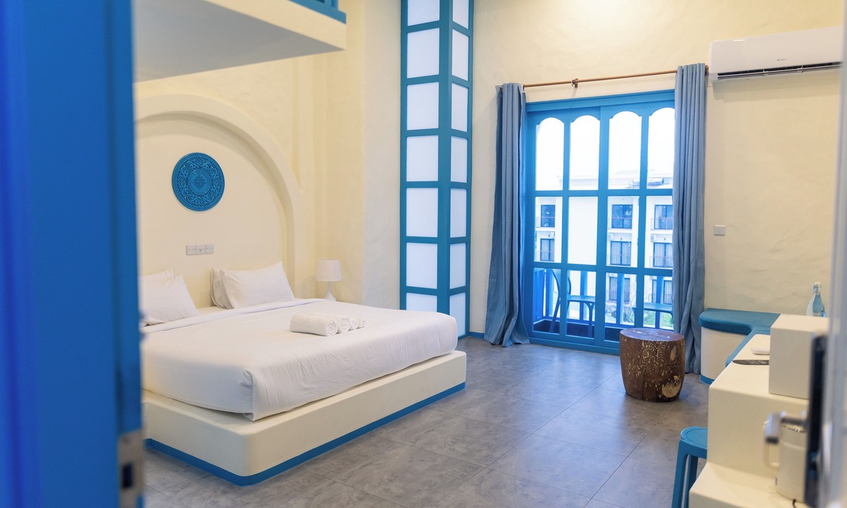 Dhiffushi Hotel | Endorphins Beach Villa