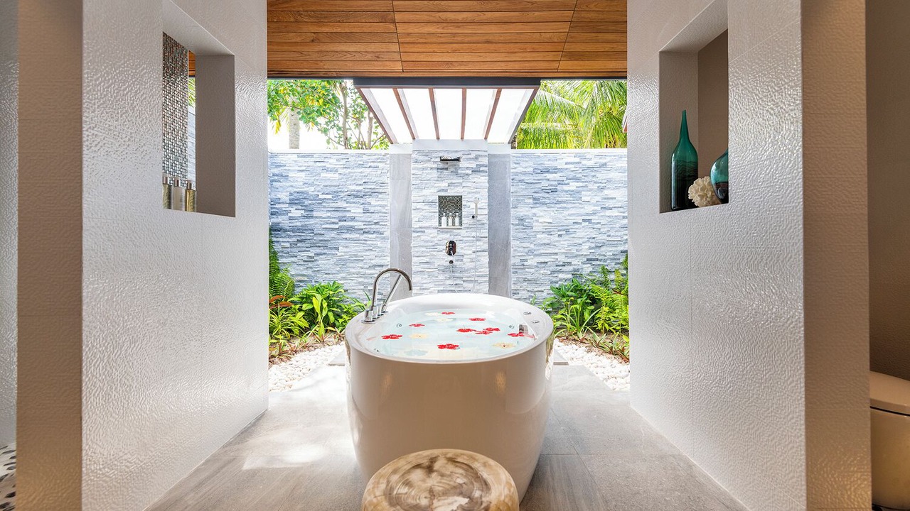 Photo of Bathroom in Huvahendhoo