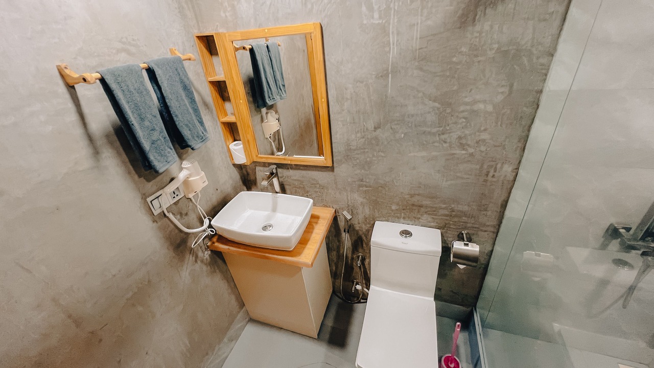 Photo of Bathroom in Mathiveri