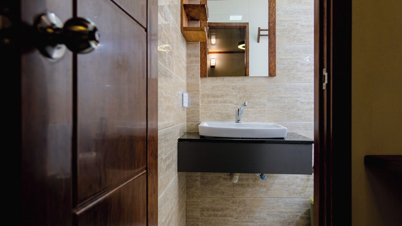 Photo of Bathroom in Dhiffushi