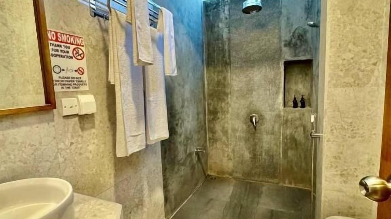 Photo of Bathroom in Dhigurah