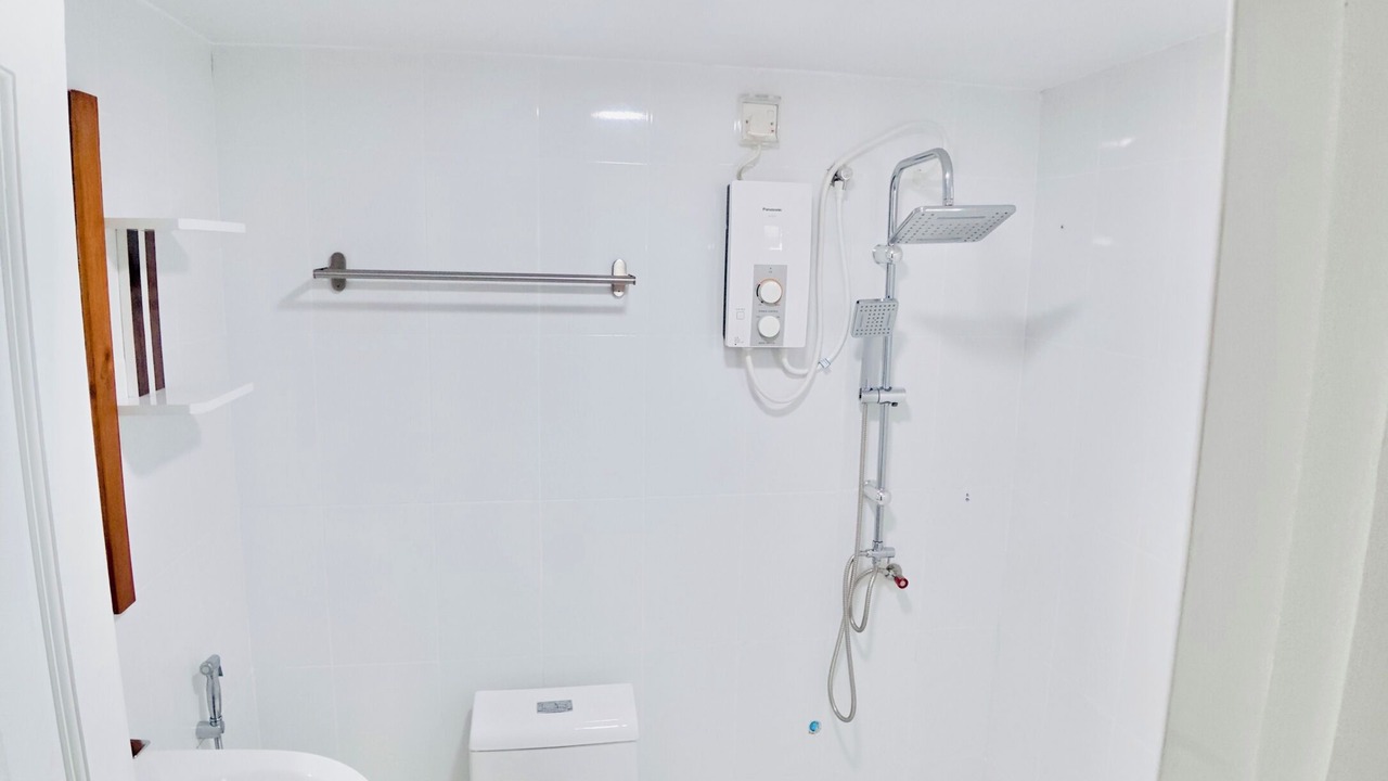 Photo of Bathroom in Thulusdhoo Island