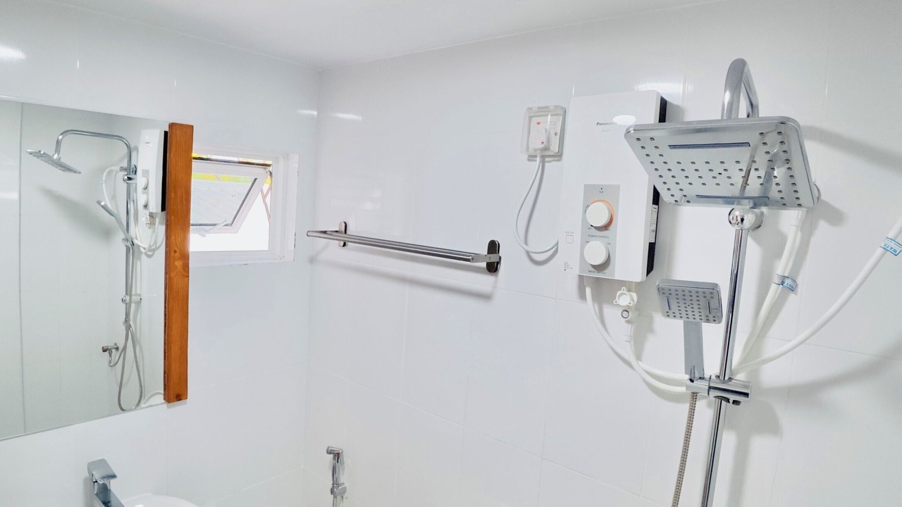 Photo of Bathroom in Thulusdhoo Island