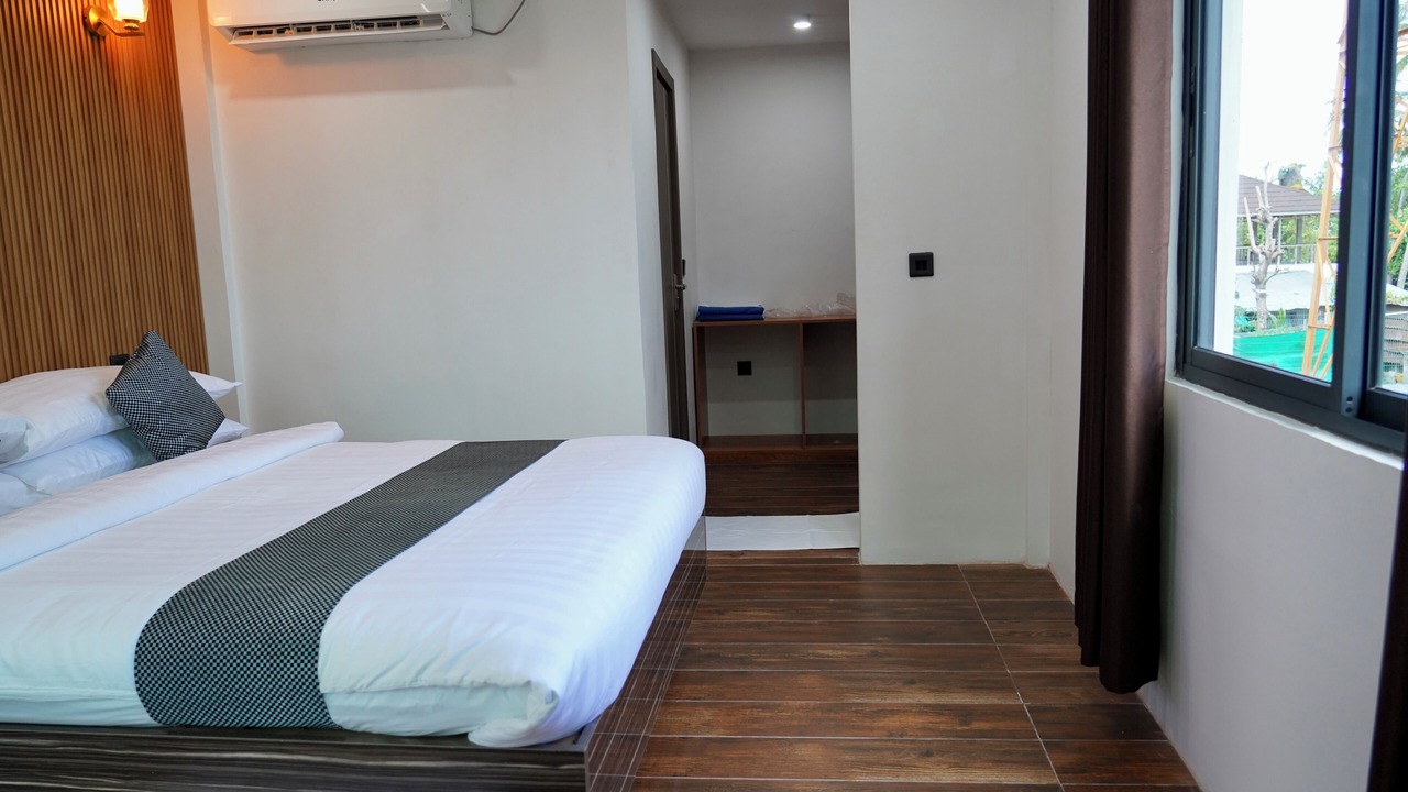 Photo of Bedroom in Dhangethi