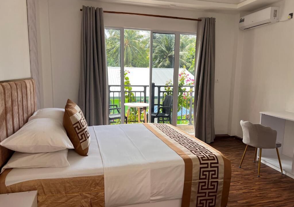 Photo of Patio Balcony in Dhidhdhoo