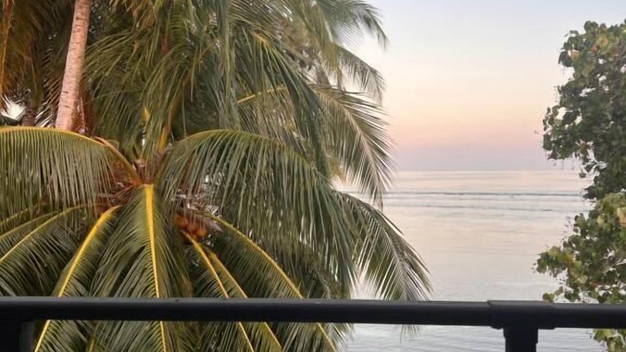 Photo of Patio Balcony in Dhidhdhoo