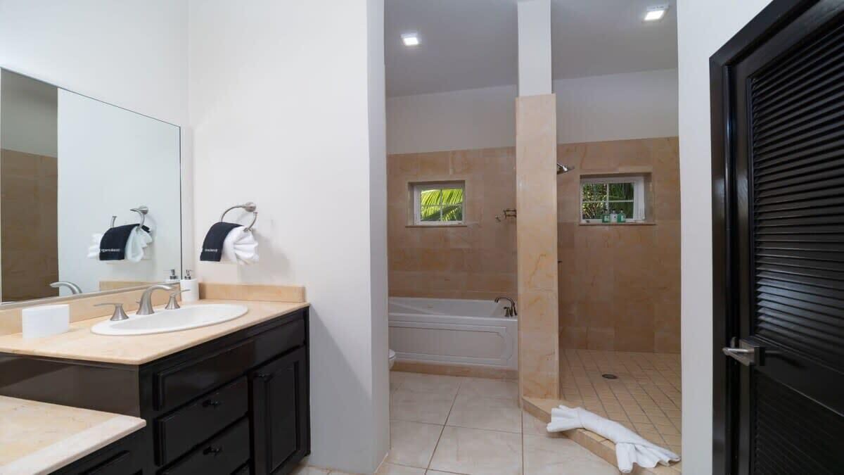 Photo of Bathroom in San Pedro