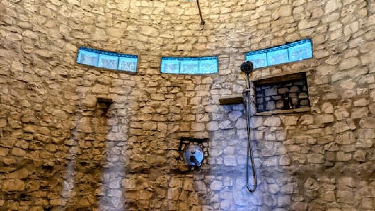 Photo of Bathroom in Benque Viejo Del Carmen