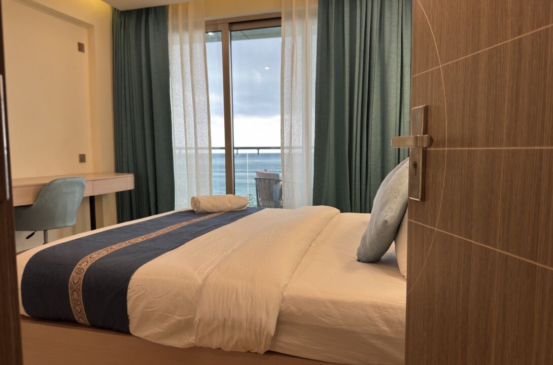 Photo of Bedroom in Male